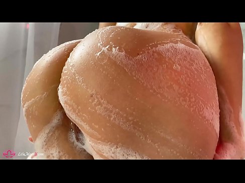 ❤️ سبزه با ارتعاش گربه خودارضایی می کند تا ارگاسم شدید در دوش گرفتن ❌ فیلم لعنتی در ما ❌️