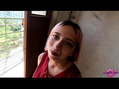 ❤️ دانش آموز حسی یک غریبه را در بیرون می مکد - تقدیر روی صورتش ❌ فیلم لعنتی در ما ❌️